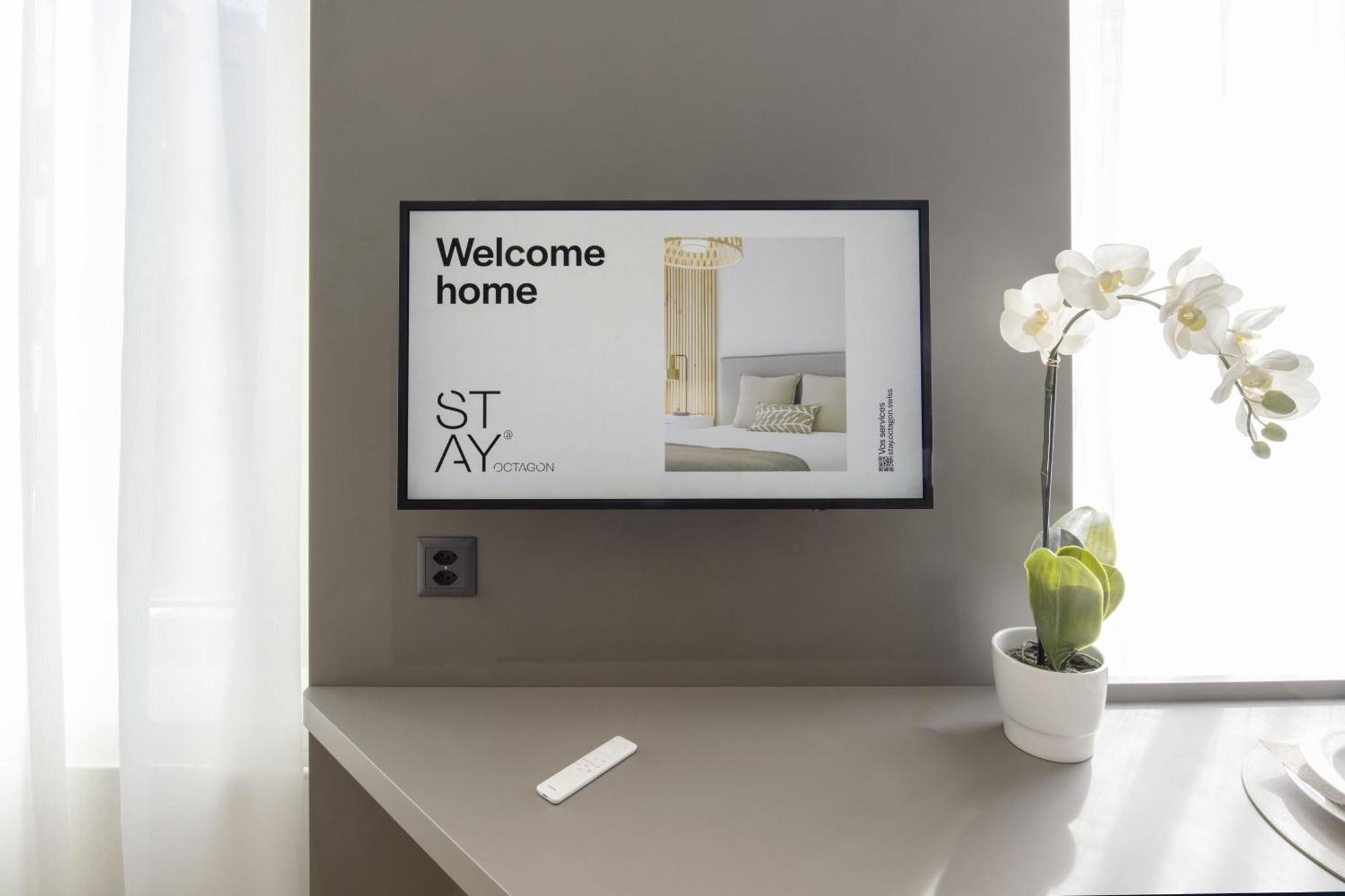 Octagon - Self Check In By Homenhancement * Genève