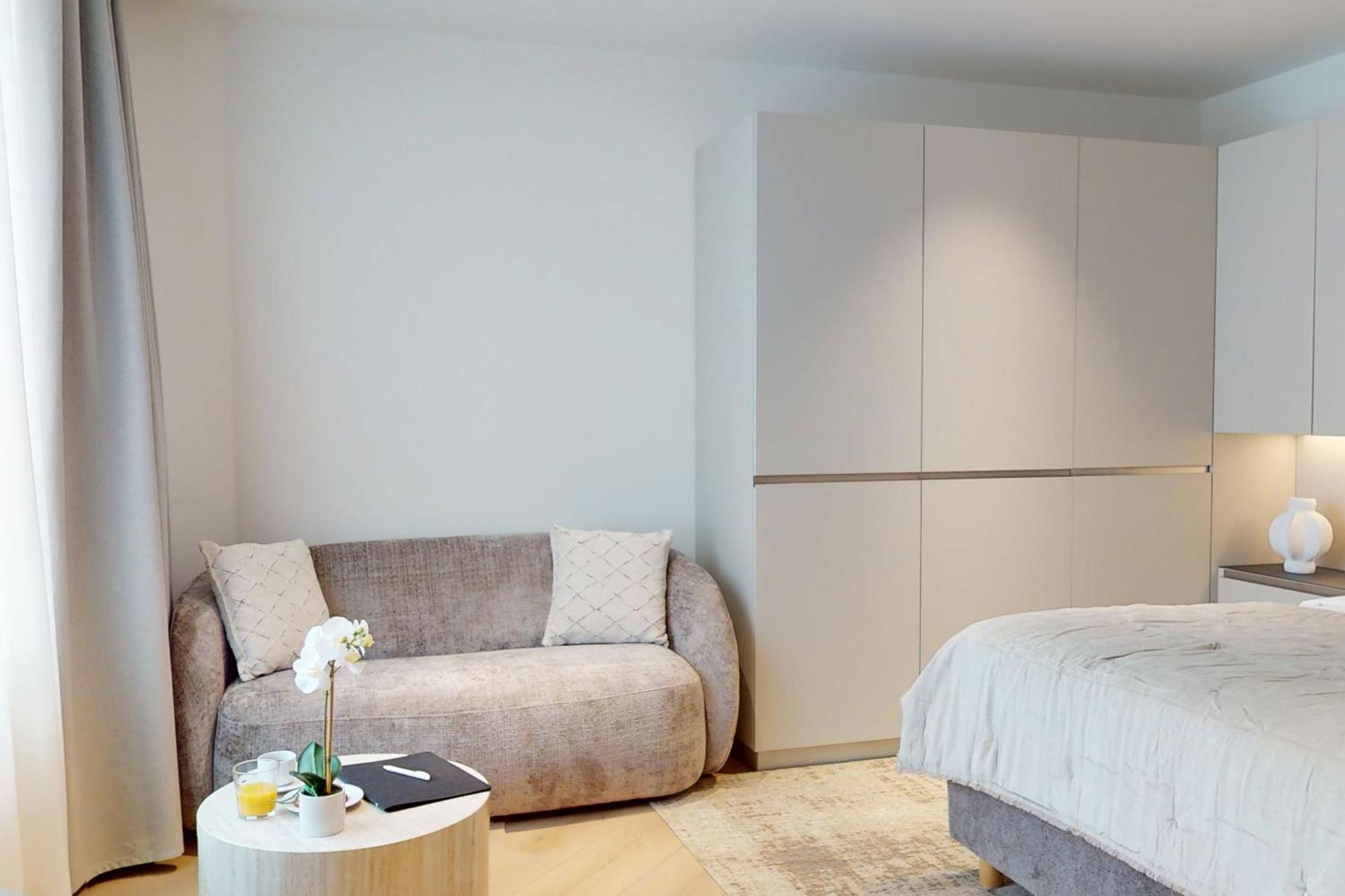 Octagon - Self Check In By Homenhancement * Genève